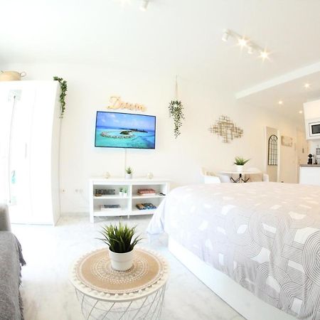 Torremolinos - New Central Studio Plata With Balcony Apartman Kültér fotó