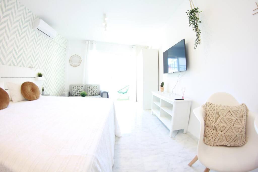 Torremolinos - New Central Studio Plata With Balcony Apartman Kültér fotó