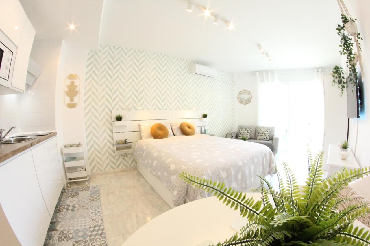 Torremolinos - New Central Studio Plata With Balcony Apartman Kültér fotó