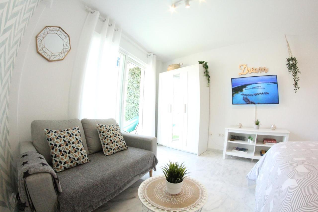 Torremolinos - New Central Studio Plata With Balcony Apartman Kültér fotó