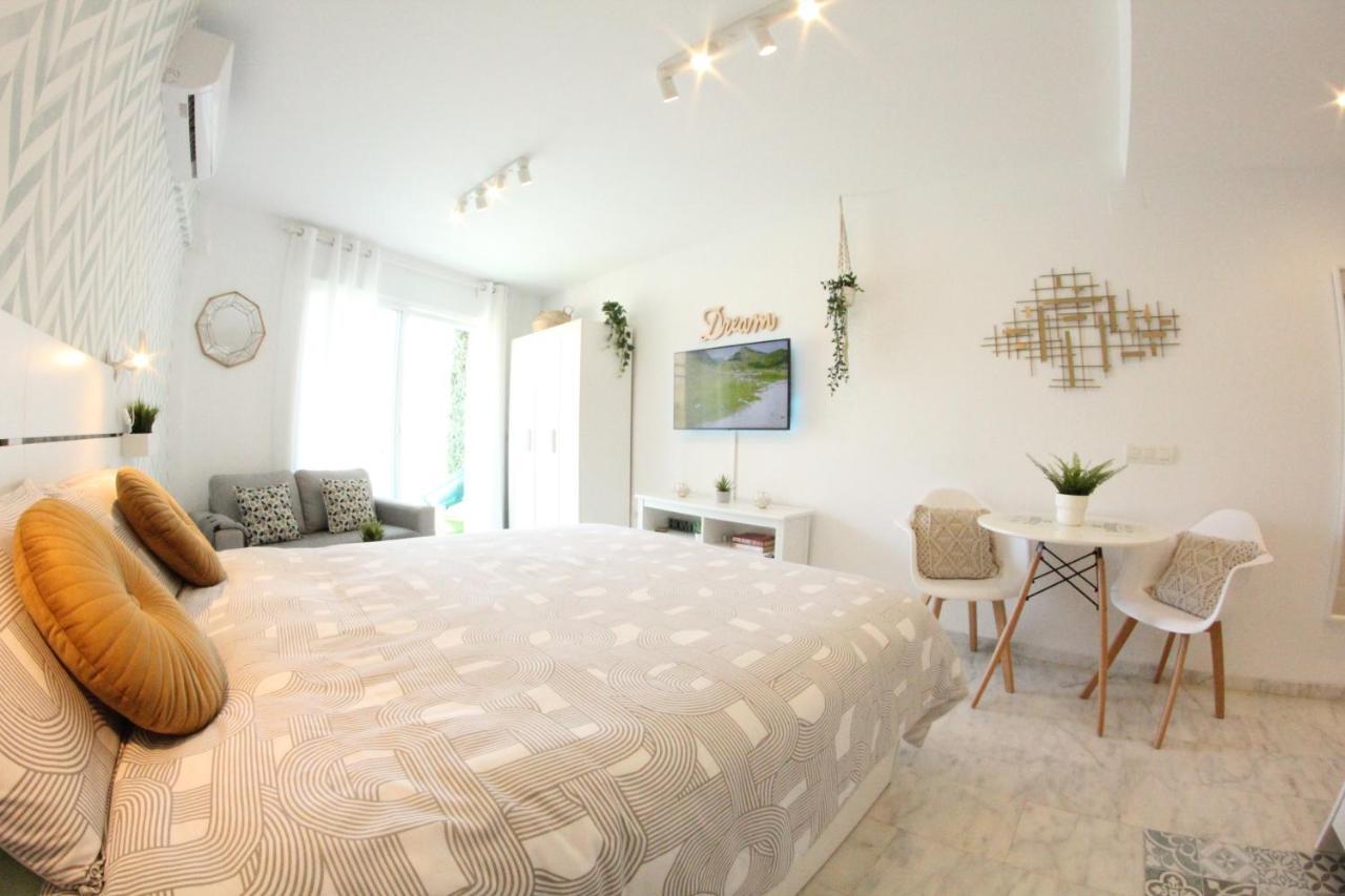 Torremolinos - New Central Studio Plata With Balcony Apartman Kültér fotó
