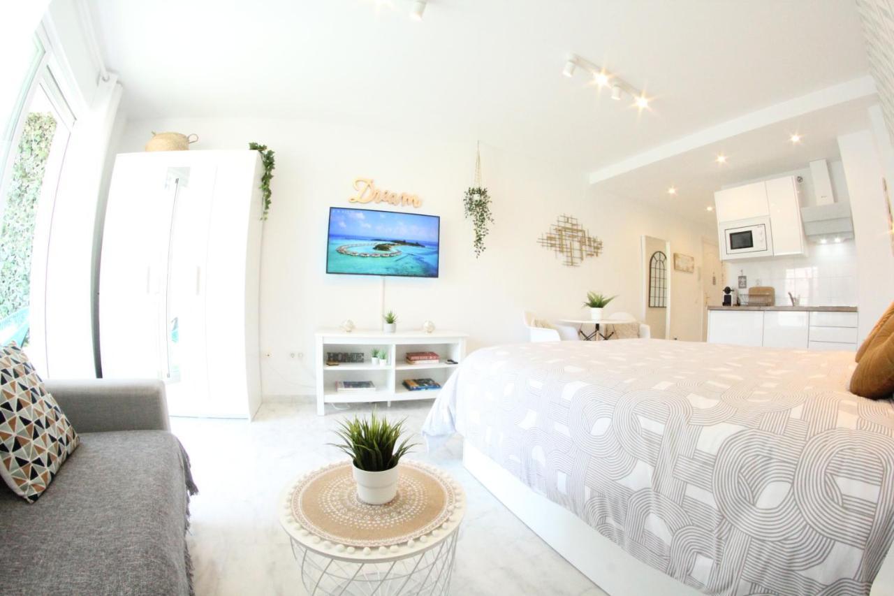 Torremolinos - New Central Studio Plata With Balcony Apartman Kültér fotó