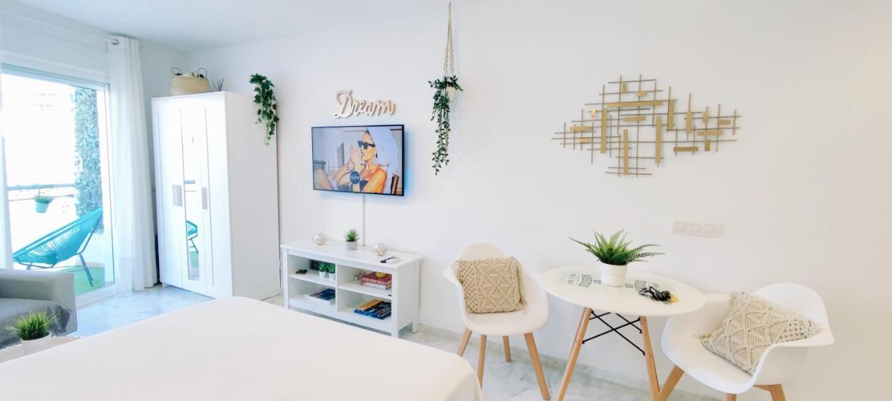 Torremolinos - New Central Studio Plata With Balcony Apartman Kültér fotó